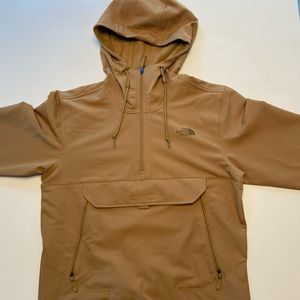 Never worn north face hoodie